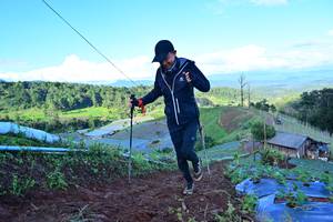 BIB: 
                            <button type="button" onclick="openModal(13383519)" class="btn btn-primary btn-sm float-right btn-popup" data-toggle="modal" data-target=".modal-high-quality">
                        <i class="fas fa-shopping-cart"></i> Add to Cart
                    </button>
                                            <button type="button" onclick="isThisMe(13383519, true)" class="btn btn-success btn-sm float-right btn-popup btn-isme hidden" data-toggle="tooltip" data-placement="bottom" title="นี่คือรูปของคุณใช่ไหม คลิกที่นี่เพื่อเอาเข้าอัลบั้ม">
                        <i class="fas fa-plus"></i> Add to album
                    </button>
                    <button type="button" onclick="isThisMe(13383519, false)" class="btn btn-warning btn-sm float-right btn-popup btn-isnotme hidden">
                        <i class="fas fa-ban"></i> Remove from album
                    </button>